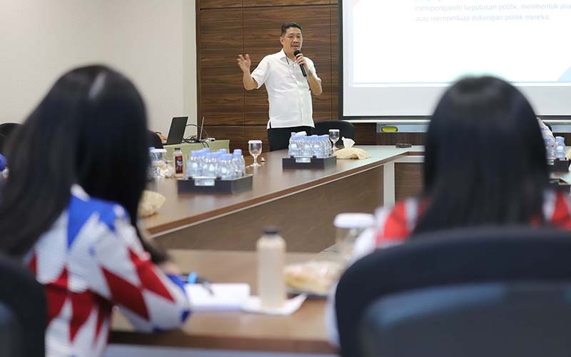 Partai Perindo Berikan Pembekalan Pemilu 2024 untuk Bacaleg Kartini Perindo - Bagian 3