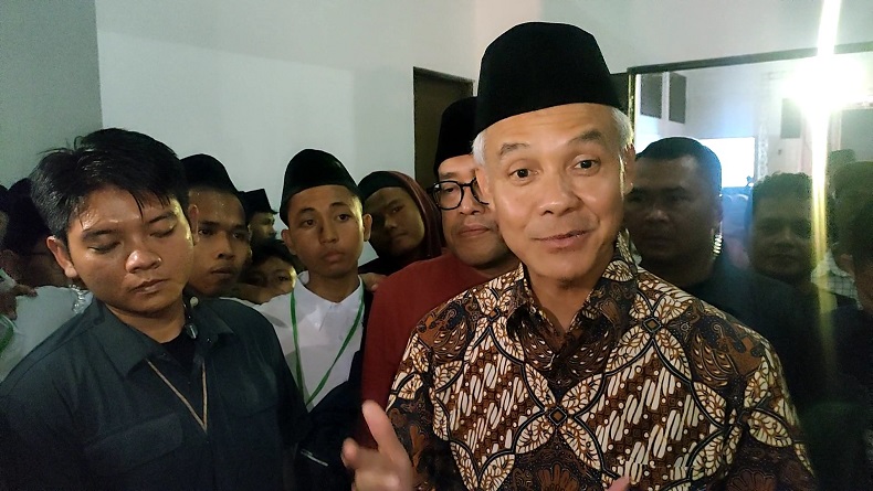 Santai Tanggapi Sindiran Rocky Gerung, Ini Reaksi Ganjar Pranowo