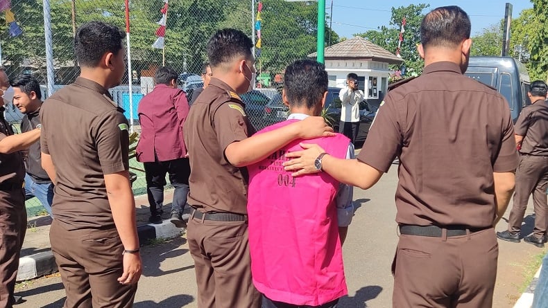 Kejari Karawang Dinilai Tebang Pilih Tangani Korupsi Pt Lkm Pelapor Kecewa 