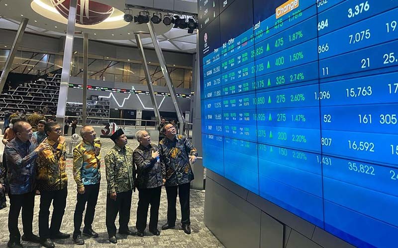 Buka Perdagangan BEI, Pemprov Jabar, OJK dan bank bjb Siap Akselerasi Literasi-Inklusi Pasar Modal kepada ASN - Bagian 3