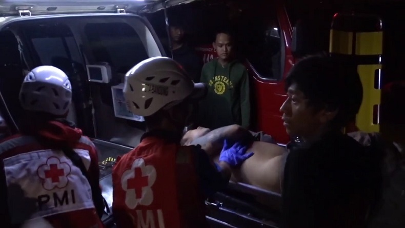 Pasar Sadang Serang Terbakar, 1 Warga Dilarikan ke Rumah Sakit akibat Sesak Napas