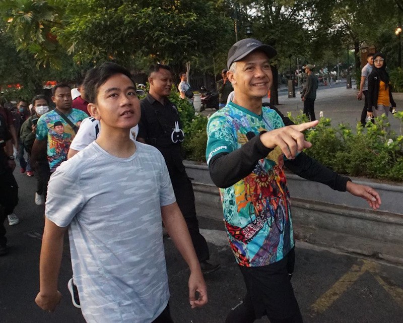 Momen Ganjar-Gibran Kompak Jogging Bareng hingga Sarapan Bersama - Bagian 2