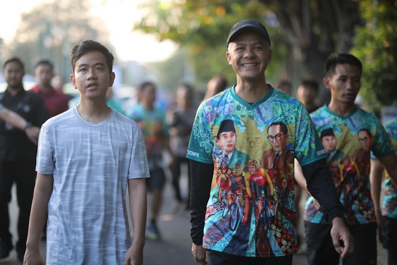 Momen Ganjar-Gibran Kompak Jogging Bareng hingga Sarapan Bersama - Bagian 1