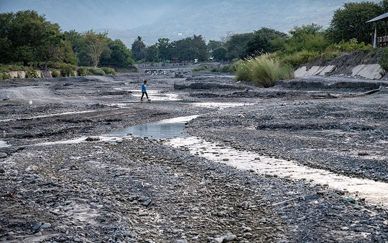 Sungai Palupi Palu Surut, Warga Diimbau Hemat Air - Bagian 2