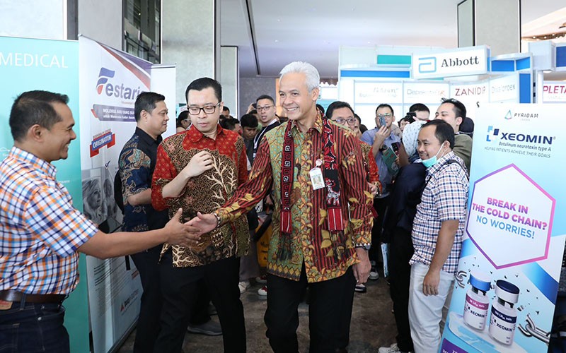 Ganjar Pranowo Dorong Peningkatan Layanan di Sektor Kesehatan - Bagian 1