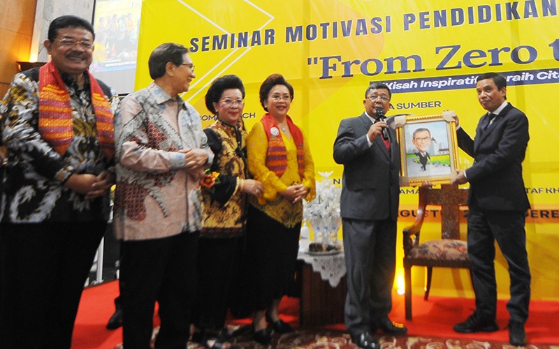 Dirut Bank BTN Berbagi Tips Sukses Meraih Cita-Cita - Bagian 3