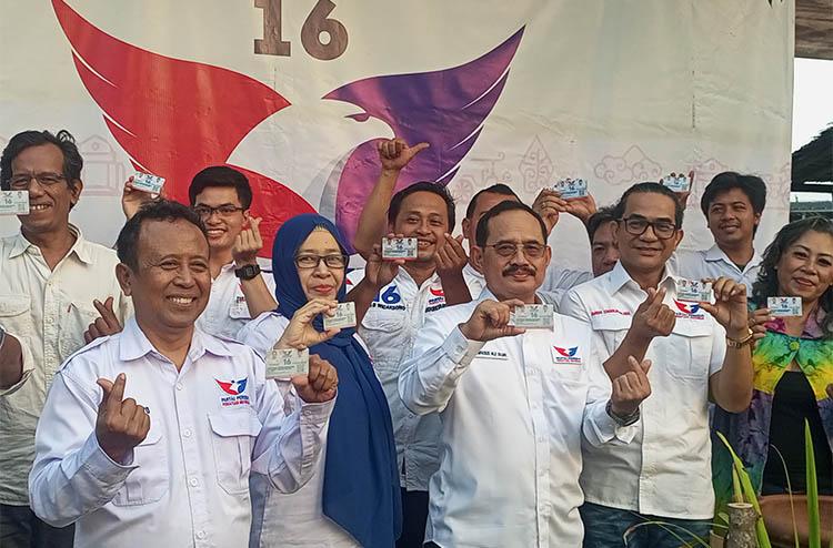 Peduli Kader dan Rakyat, Partai Perindo DIY Bagikan Ribuan KTA Berasuransi