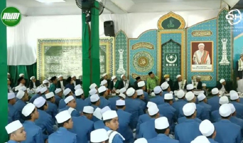 TGB Hadiri Dzikrol Hauliyah ke-58 MQDH, Minta Santri Luruskan Niat dalam Menuntut Ilmu