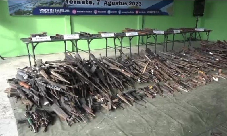 Korem 152 Ternate Musnahkan 700 Senpi Rakitan Sisa Konflik dan Perang Dunia II