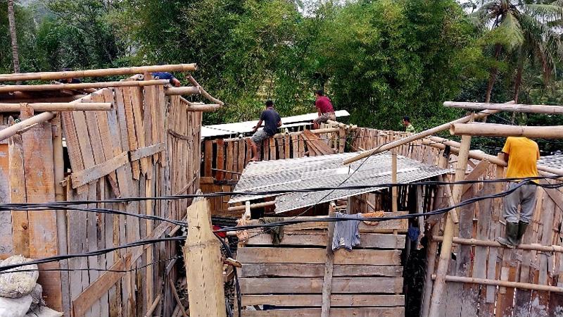 Buntut 8 Penambang Tewas, Puluhan Bedeng Tambang Emas Ilegal di Banyumas Dibongkar