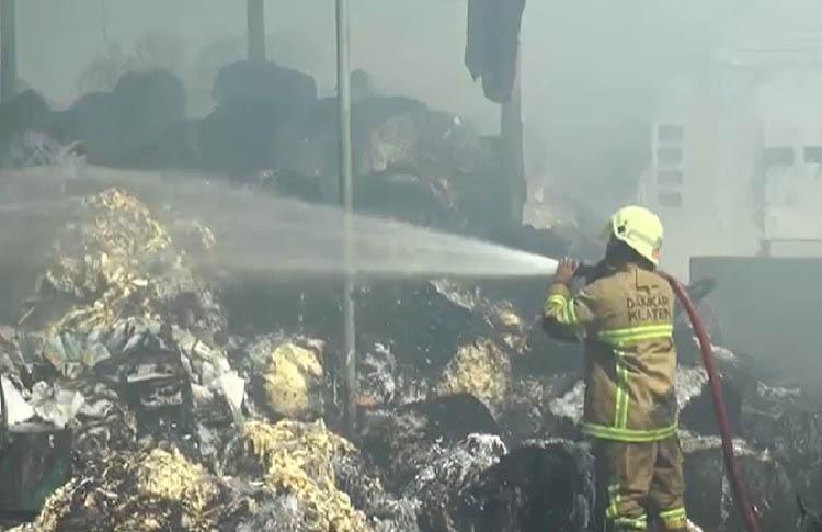 Gudang Kertas Bekas di Klaten Terbakar, Kerugian Diperkirakan Rp400 Juta
