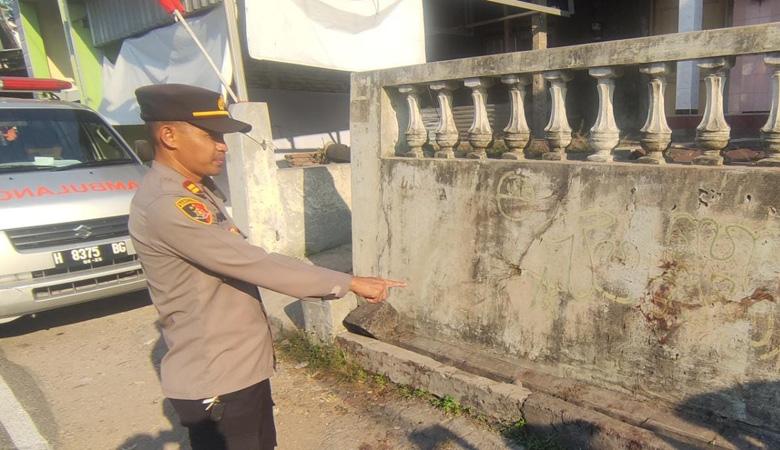 title Perkelahian Maut di Semarang, 1 Orang Tewas 2 Luka Bacok Perkelahian Maut di Semarang, 1 Orang Tewas 2 Luka Bacok