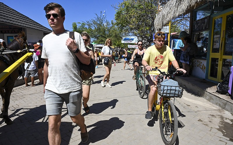 Wisatawan Asing Berdatangan ke NTB, Sehari 2.000 Orang Liburan di Tiga Gili - Bagian 3