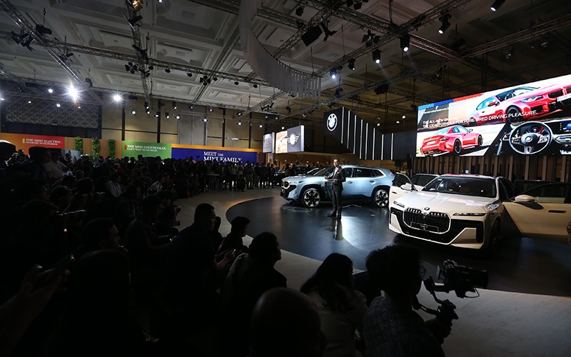 Ramaikan GIIAS 2023, BMW Luncurkan 3 Mobil Baru - Bagian 2