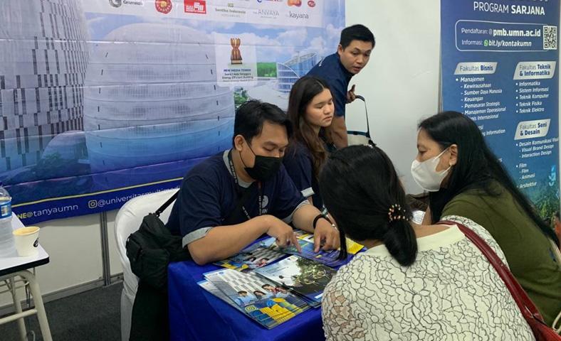 56 Perguruan Tinggi dan Agen Pendidikan Ramaikan Karangturi Education Expo 2023 