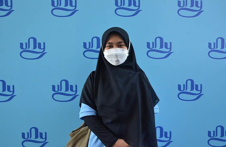 Keren, Mahasiswa Baru UNY Vatihah Nur Atria Hafal Al Quran 30 Juz