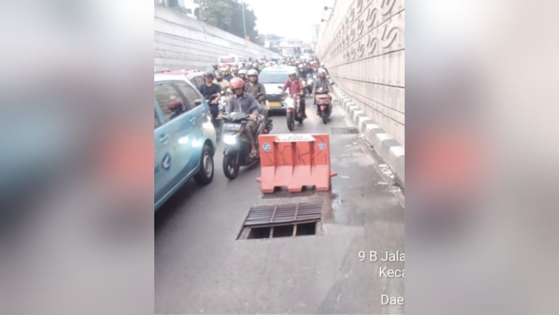 Heboh Penutup Gorong-Gorong Underpass Mampang-Kuningan Dicuri, Polisi ...