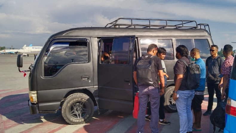 Dikawal Ketat Petugas, 2 Penembak Brimob Dipindahkan ke Tahanan Polda Papua