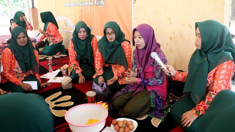 title Pelatihan Membuat Kue Kering, DWP Tanah Laut Libatkan UMKM Pelatihan Membuat Kue Kering, DWP Tanah Laut Libatkan UMKM
