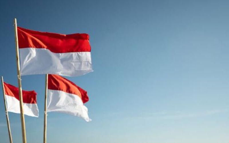 Lirik Lagu Berkibarlah Bendera Negeriku Ciptaan Gombloh Simanjuntak ...