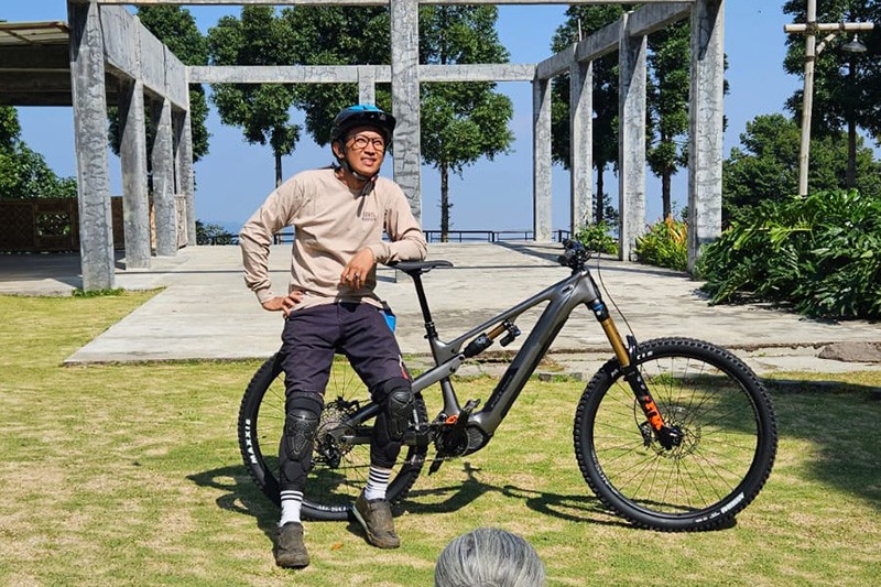 Sepeda Listrik Patrol E-Seven Harga Rp109 Juta Terabas Medan Ekstrem Pergunungan - Bagian 3