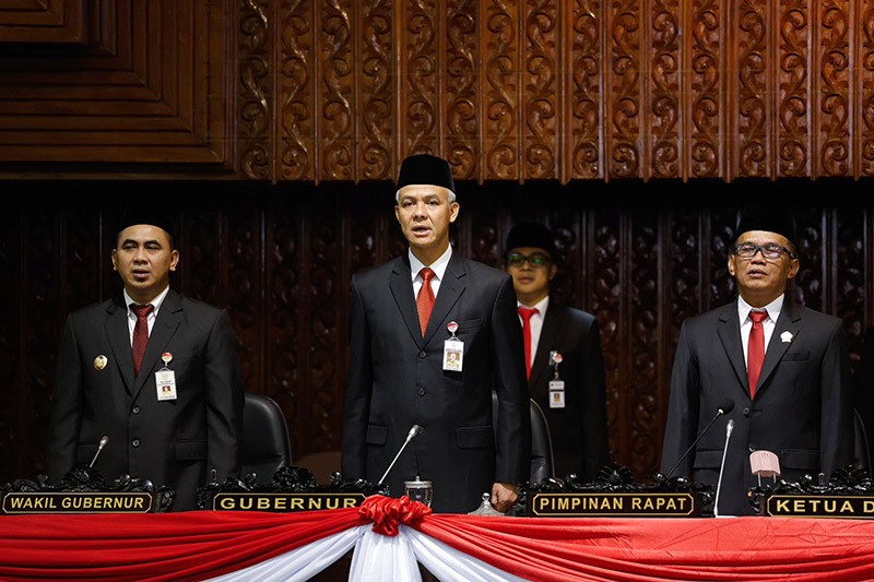 Ganjar Siap ‘Lari Marathon’ Lanjutkan Kerja Besar Jokowi Menuju Indonesia Emas 2045 - Bagian 1