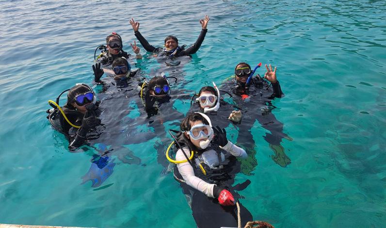 title Kenalkan Ekosistem Terumbu Karang, FPIK Undip Latih Mahasiswa Jepang Kuasai Selam SCUBA Kenalkan Ekosistem Terumbu Karang, FPIK Undip Latih Mahasiswa Jepang Kuasai Selam SCUBA