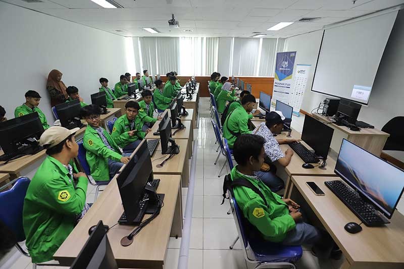 Antusiasme Siswa SMK Al-Huda Ikuti Workshop MNC University - Bagian 2