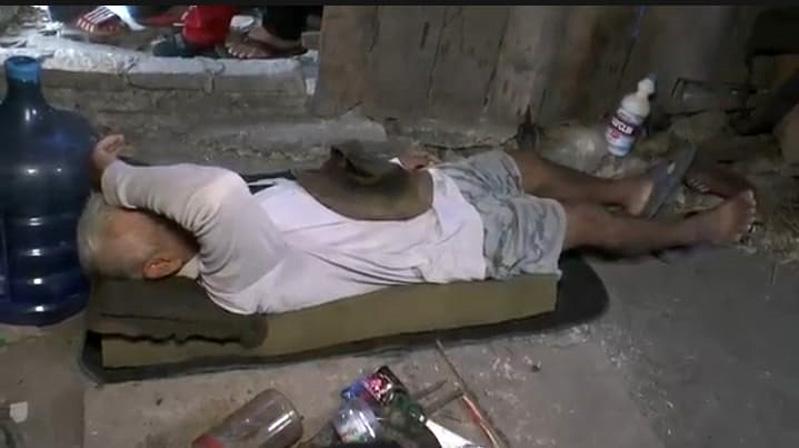 Potret Warga Miskin di Grobogan, Puluhan Tahun Huni Rumah Reyot, Sempit dan Kumuh