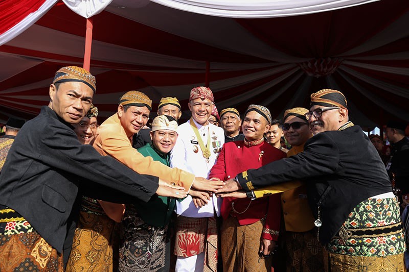 Ganjar Apresiasi Petani dan Buruh: Kerja Keras Panjenengan Menjadikan Jateng Lumbung Pangan RI - Bagian 4