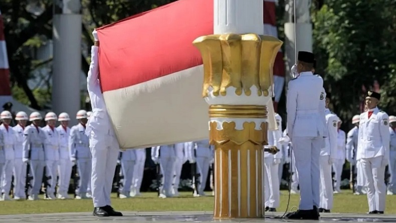 Pengerek Bendera HUT ke-78 RI Jabar, Putra Eks Kapolres Sukabumi Diapresiasi Ridwan Kamil