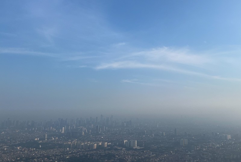 Suasana Jakarta Diselimuti Polusi Udara pada Jumat Pagi - Bagian 3