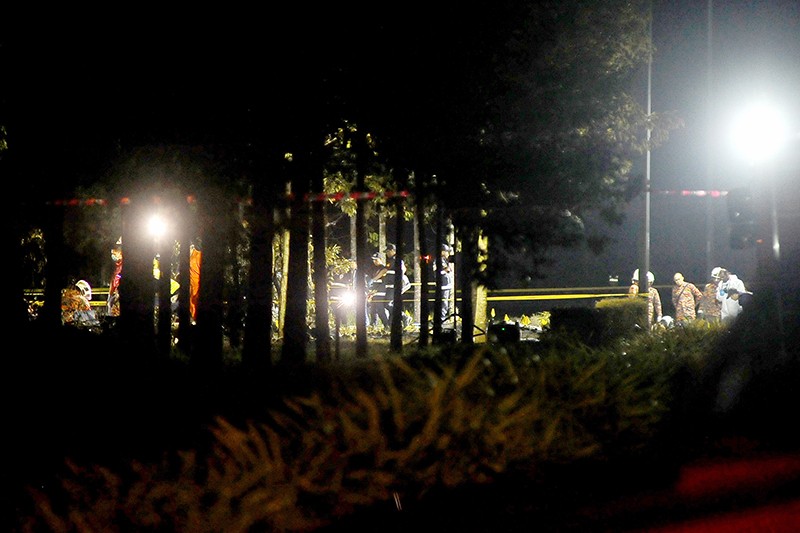 Penyelidikan Pesawat Jatuh di Malaysia, 10 Penumpang Tewas - Bagian 2