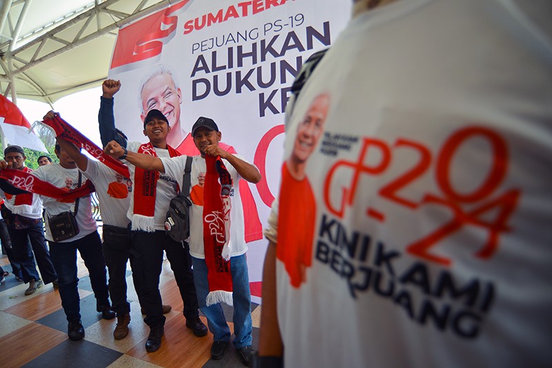 Ratusan Relawan di Padang Deklarasi Dukung Ganjar Pranowo - Bagian 2