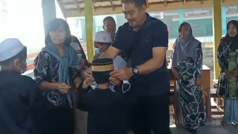 Asap Karhutla Semakin Pekat, Anak Sekolah di Kalsel Diimbau Pakai Masker