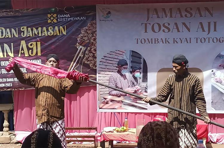 Warga Gunungkidul Gelar Jamasan Pusaka di Bekas Wilayah Kadipaten Mangkunegaran Solo