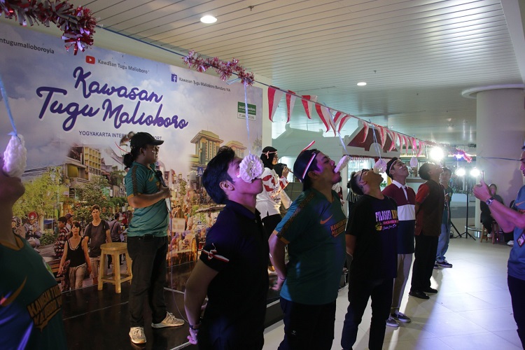 title Nuansa Khidmat dan Meriah Hiasi Peringatan HUT Kemerdekaan RI di Bandara AP1 Nuansa Khidmat dan Meriah Hiasi Peringatan HUT Kemerdekaan RI di Bandara AP1