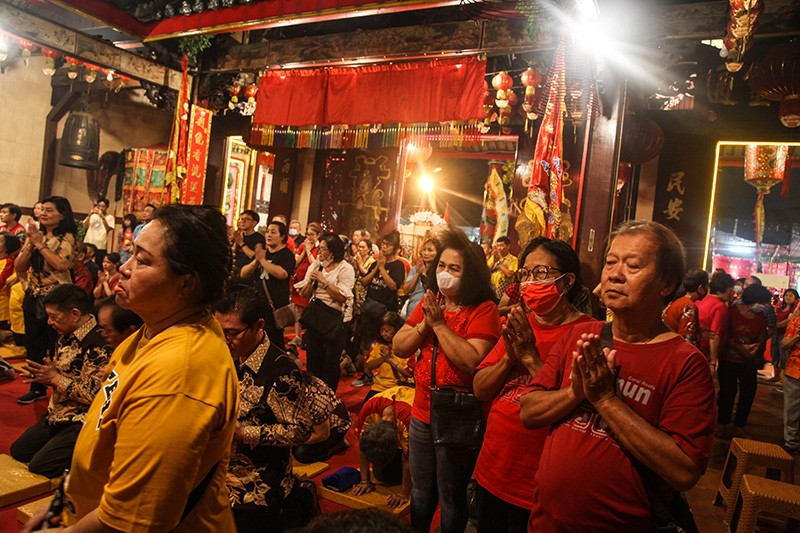 Warga Keturunan Tionghoa Rayakan Sam Poo Tay Djien di Semarang - Bagian 2