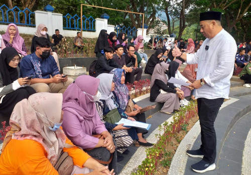 Pemkab Bone Bolango Kucurkan Dana Rp11,4 Miliar untuk Program Beasiswa