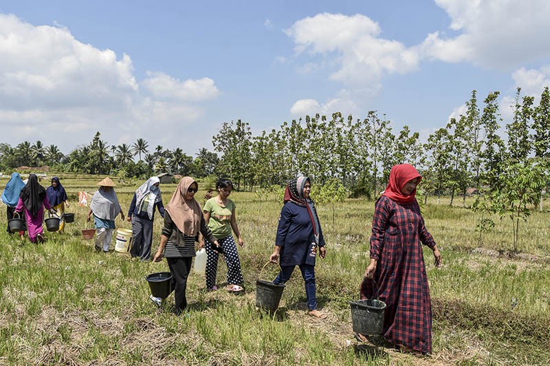 Puluhan Keluarga di Ciamis Kekurangan Air Bersih sejak Sebulan - Bagian 2