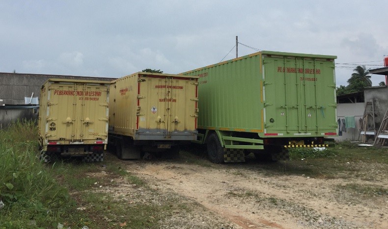 title Ngeri! 7 Ton Limbah Medis RSUD Natuna Ditaruh Dekat Permukiman Warga Ngeri! 7 Ton Limbah Medis RSUD Natuna Ditaruh Dekat Permukiman Warga