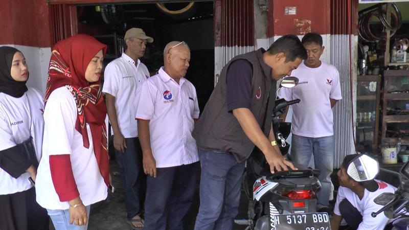 Dapat Oli Gratis, Warga Kendal: Kepedulian Partai Perindo Perlu Diacungi Jempol