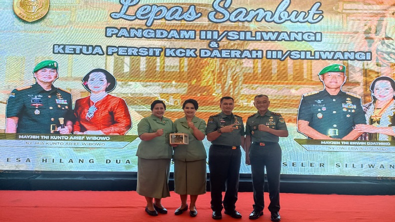 Lepas Sambut Pangdam III Siliwangi, Mayjen TNI Erwin Djatniko Terharu