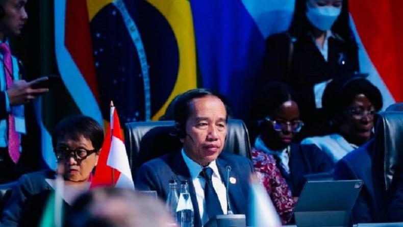 Pidato di KTT BRICS, Jokowi Tegaskan Spirit Bandung Harus Diperkuat Hadapi Krisis Dunia