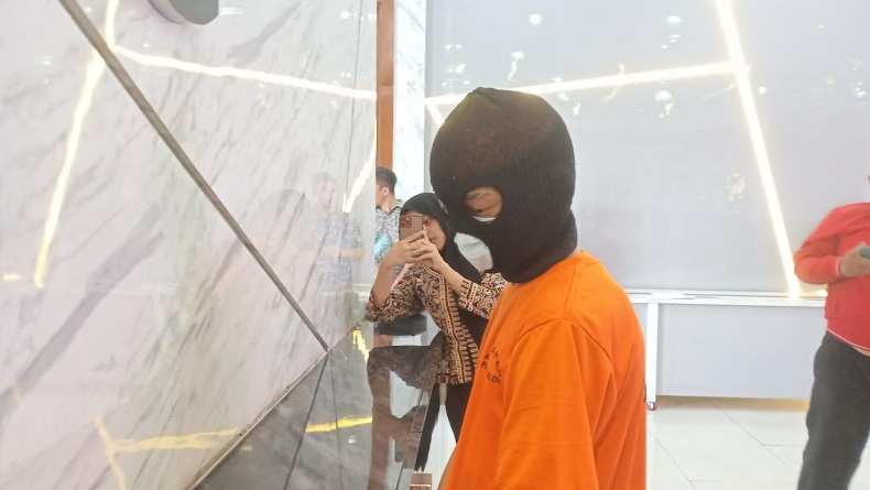 Remaja Bersajam Palak Pemilik Toko Kelontong di Cigadung Bandung Serahkan Diri ke Polisi