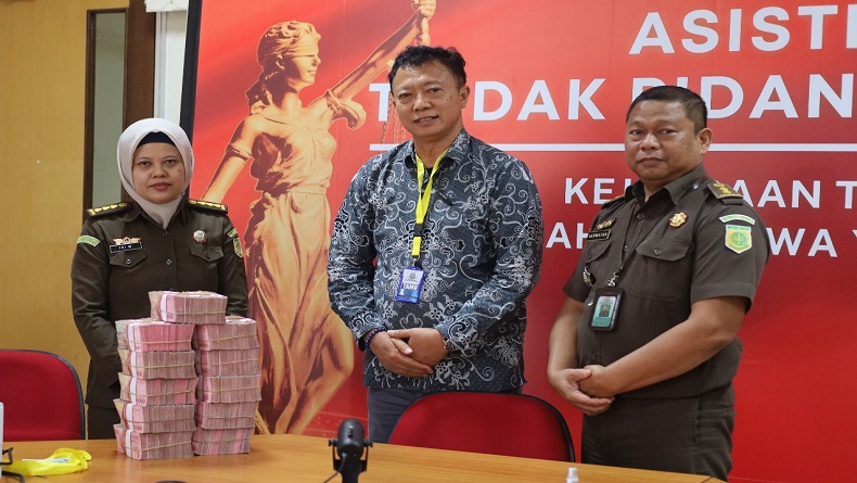 Tersangka Mafia Tanah Kadispertaru DIY Kembalikan Gratifikasi, Ini Penampakan Tumpukan Uangnya