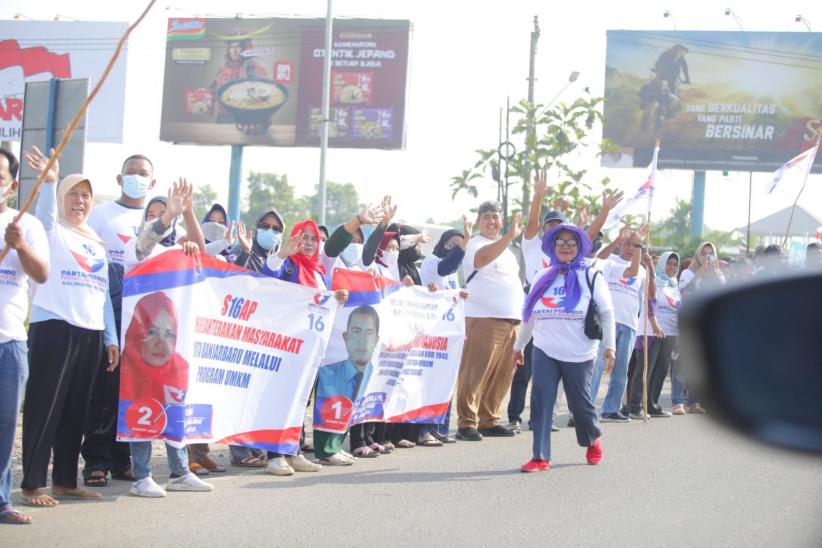 HT Disambut Antusias Simpatisan Partai Perindo saat Tiba di Banjarmasin - Bagian 1