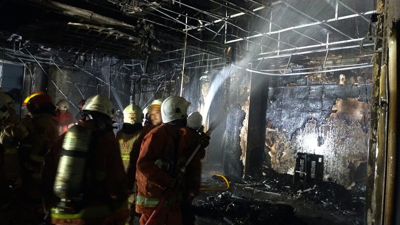 Gedung BBPMP Jatim di Surabaya Terbakar, 14 Orang Terjebak, 6 Luka Bakar