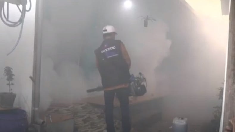 9 Anak Positif DBD, DPD Partai Perindo Kendal Gelar Fogging di Kecamatan Brangsong Kendal