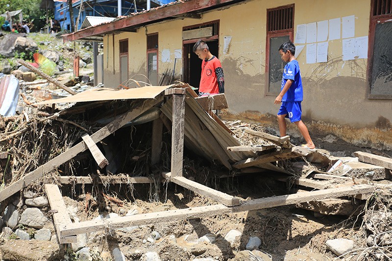 Banjir Bandang Terjang Desa Blang Meurandeh Aceh, Puluhan Warga Mengungsi - Bagian 2